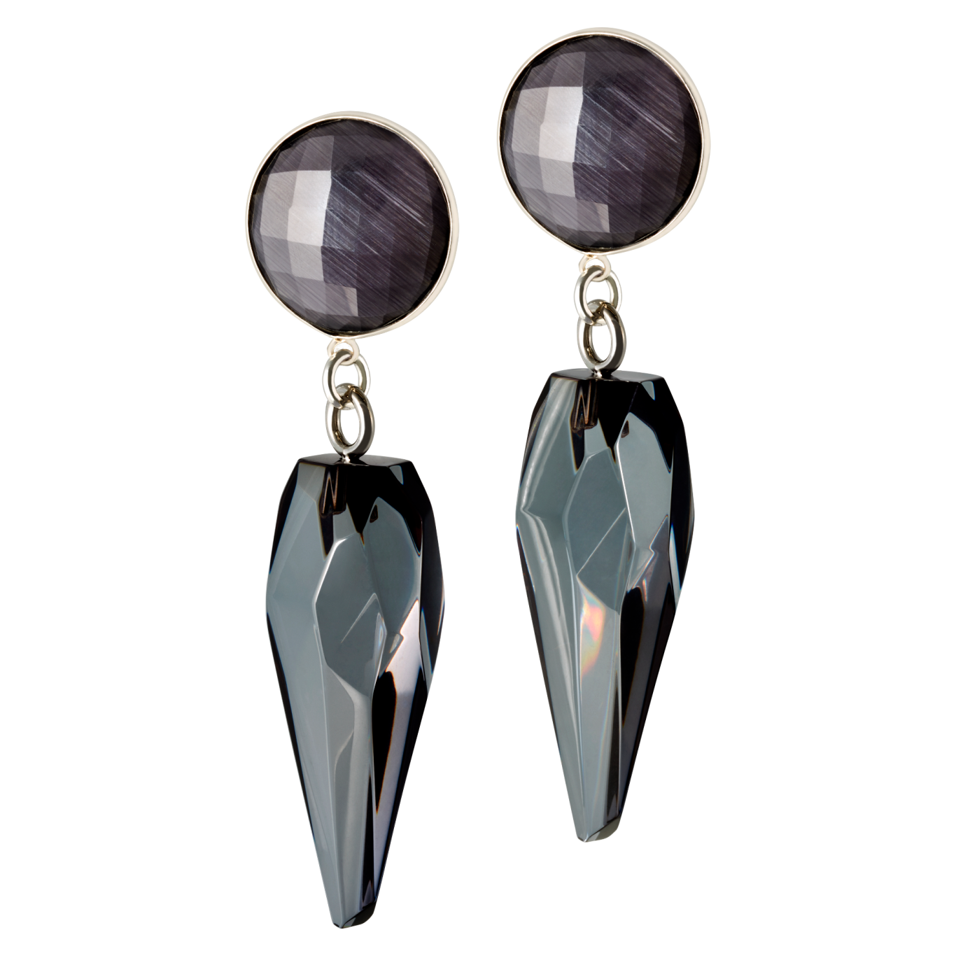 Ohrringe professionelle Retusche Lichtoptimierung und Kontrastanpassung